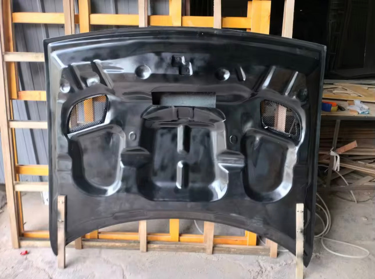 Dodge Challenger – Full Carbon Fiber V2 Vented SRT Style Hood (2015–2023)