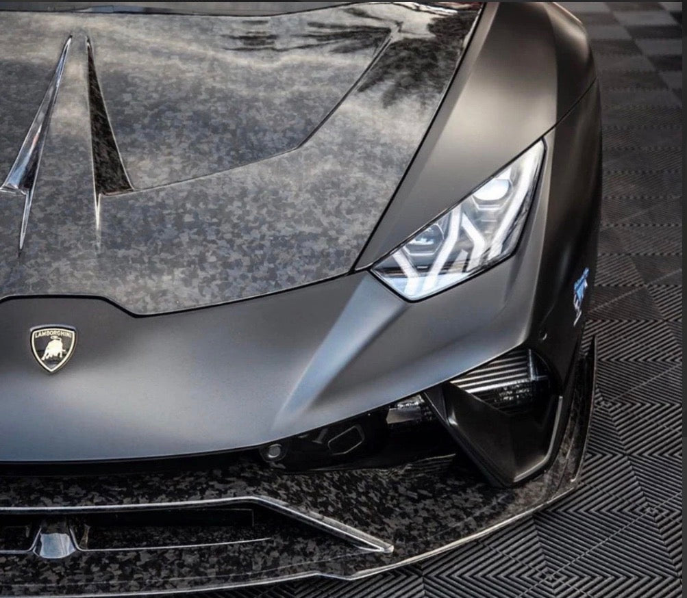 2016–2019 Lamborghini Huracán LP580 / LP610 – Full Carbon Fiber V-Style Vented Cooling Hood