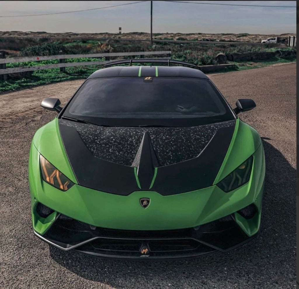 2016–2019 Lamborghini Huracán LP580 / LP610 – Full Carbon Fiber V-Style Vented Cooling Hood