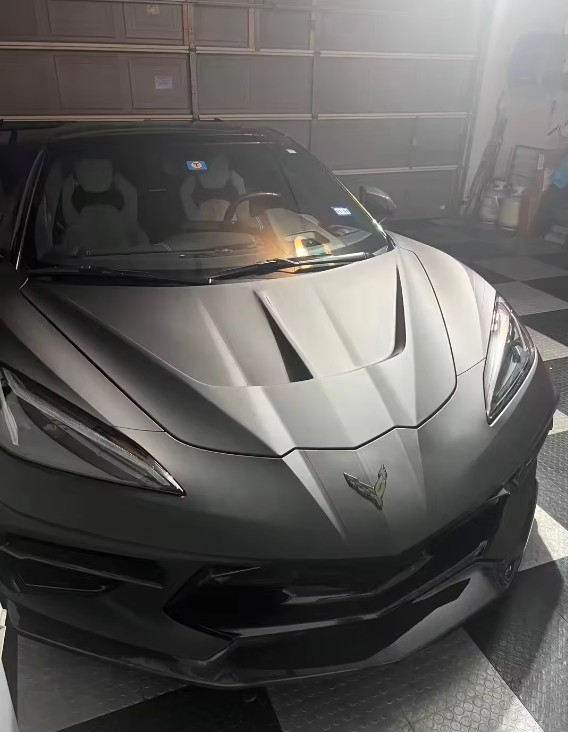 2020–2024 Corvette C8 – Full Carbon Fiber V2 Vented Hood